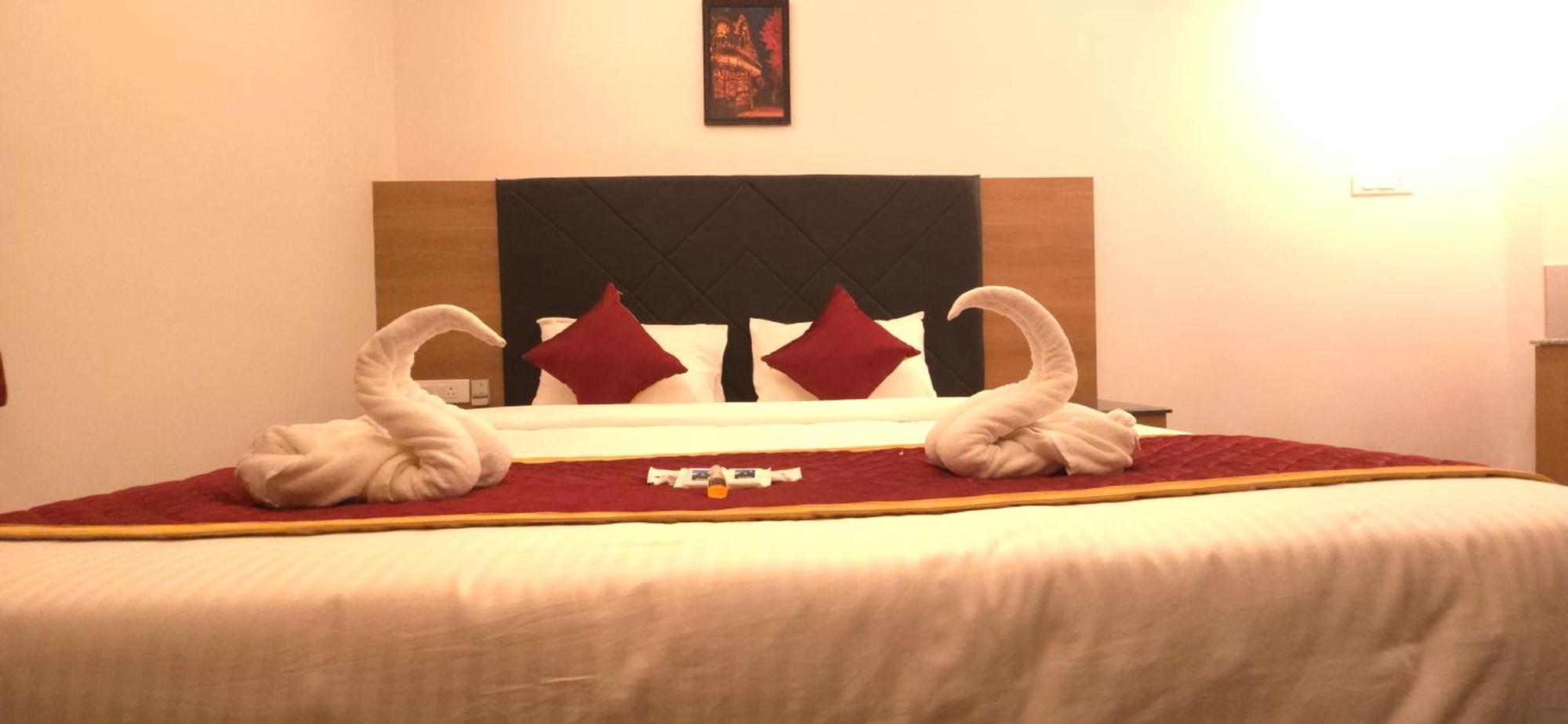 Hotel Shreem Sesha Sai Residency à Tiruvannāmalai Extérieur photo