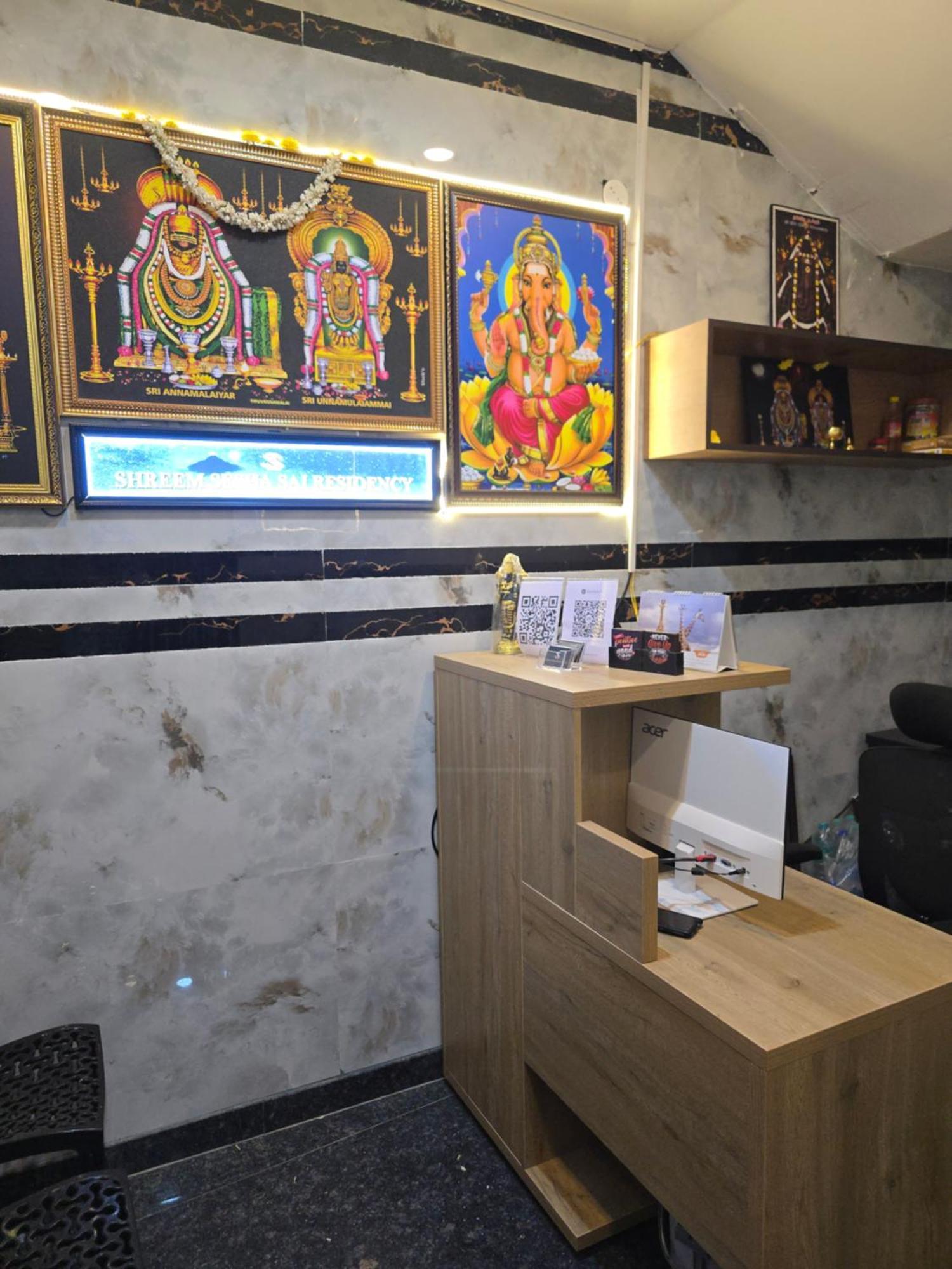 Hotel Shreem Sesha Sai Residency à Tiruvannāmalai Extérieur photo