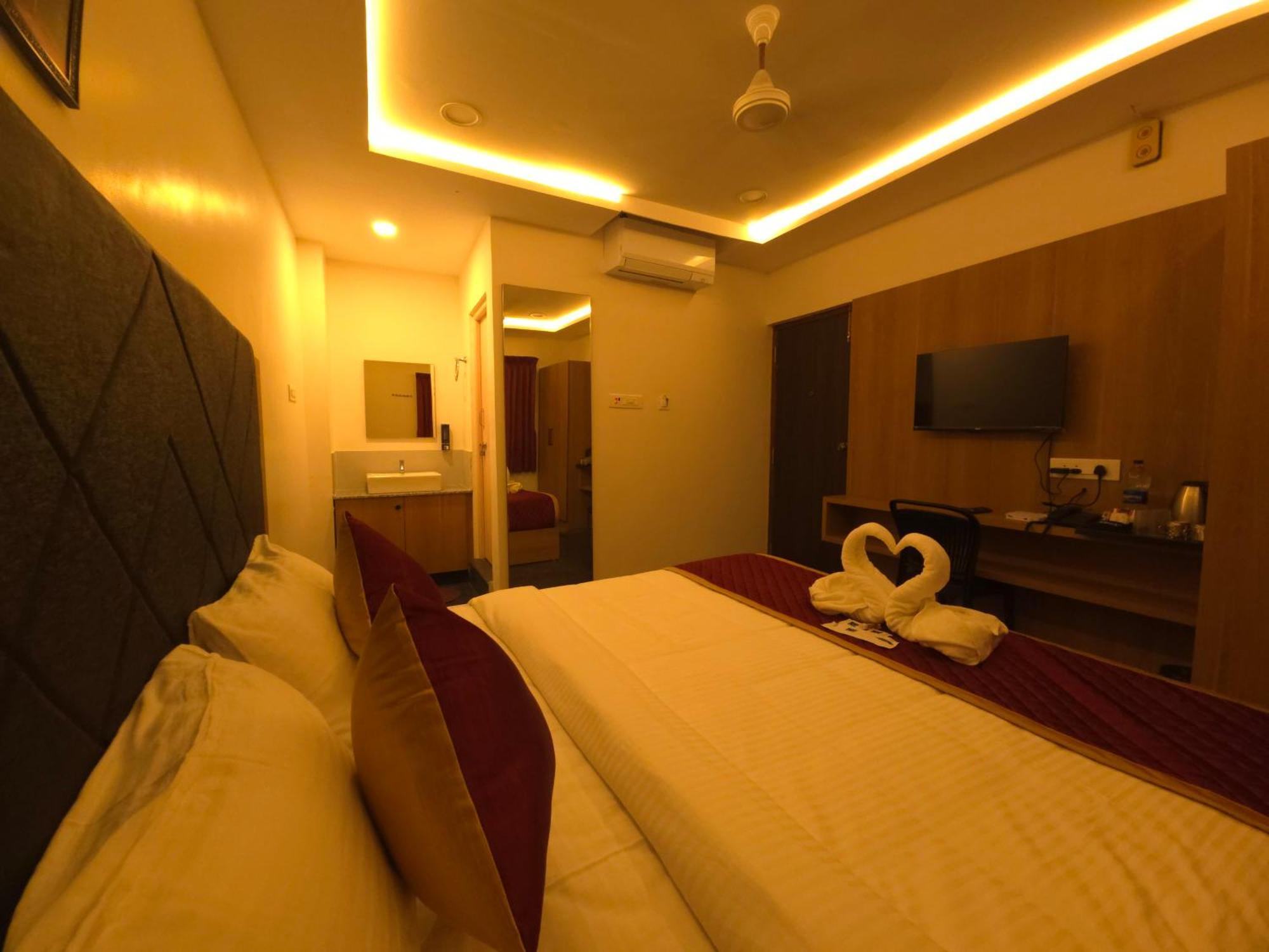 Hotel Shreem Sesha Sai Residency à Tiruvannāmalai Extérieur photo